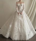 Elegant White Off-Shoulder Lace Mesh Ball Gown Wedding Dress