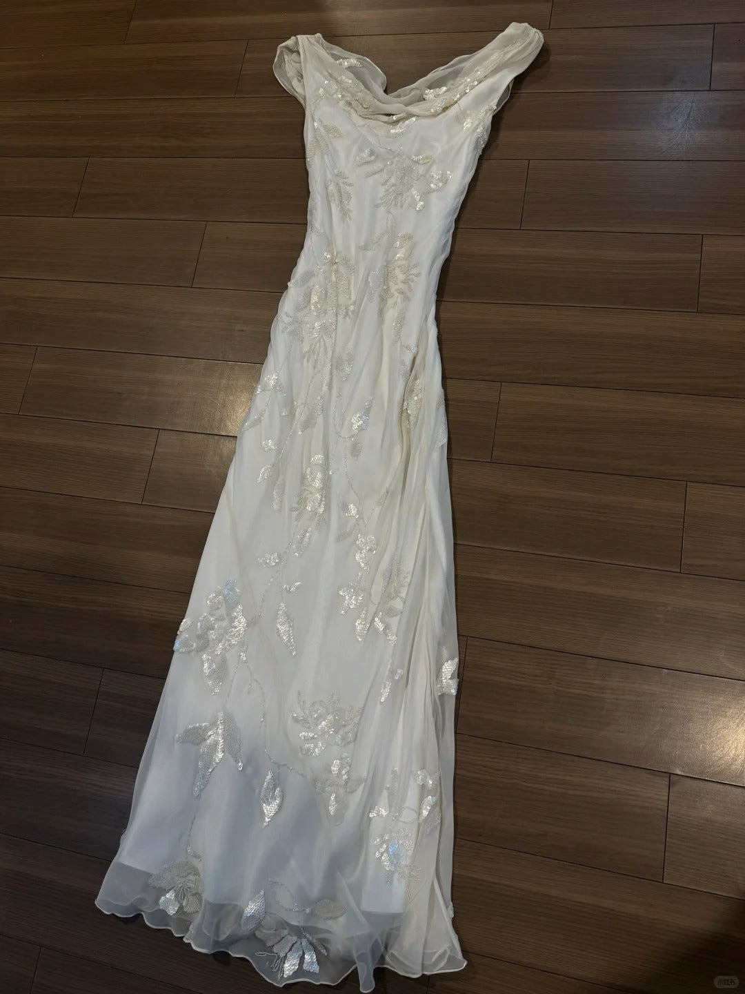 Elegant White Swing Neck Sequin Chiffon Long Prom Dress
