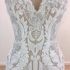 Elegant White V-Neck Mermaid Lace Wedding Dresses