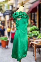 Emerald Green Sheath/Column Off-the-Shoulder Sleeveless Satin Short/Mini Homecoming Dress With Ruffles