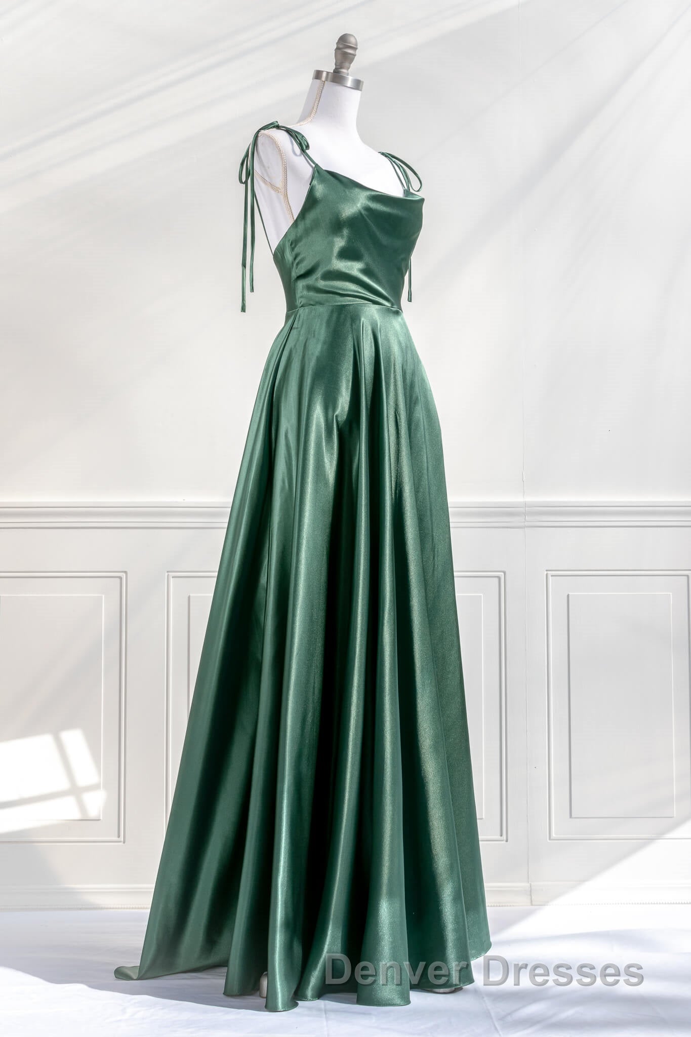 Aphrodite Dress - Emerald Green Secondary image