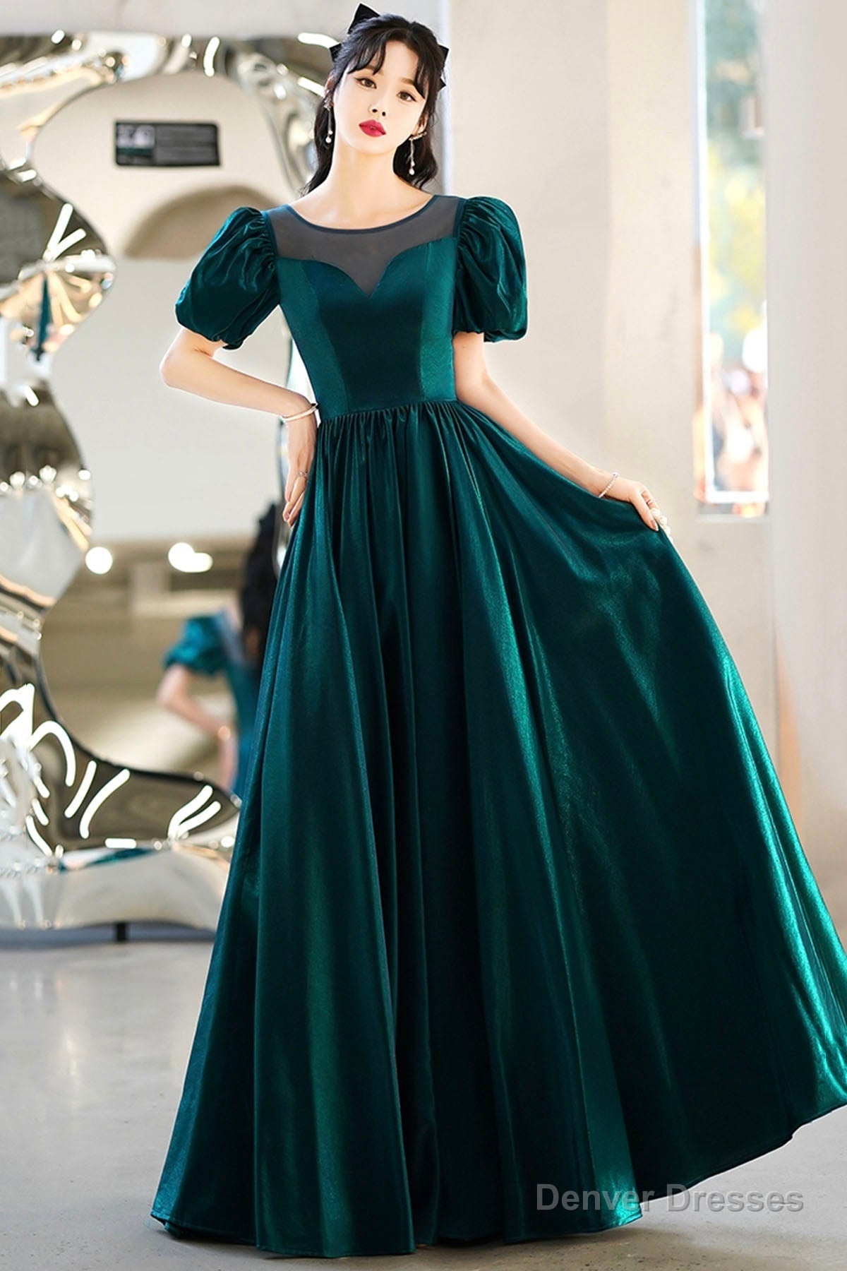Green satin long prom dress A-line evening dress Secondary image