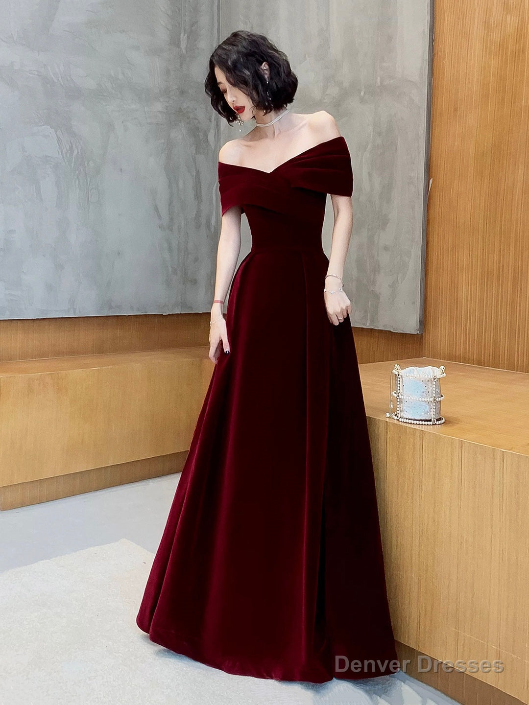 Burgundy Velvetl Long Prom Party Dress Main image