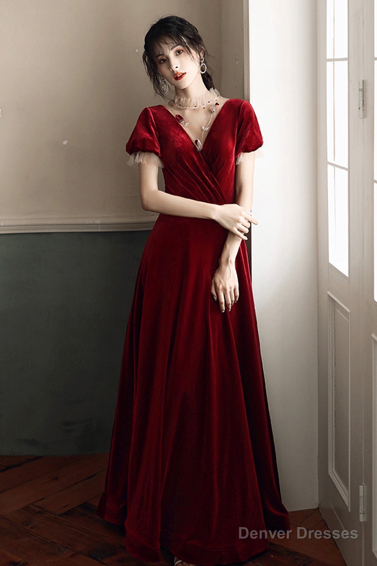 Burgundy velvet long prom dress A line evening dress Secondary image