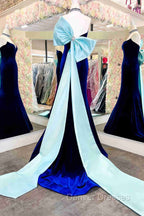 Fitted Mermaid Royal Blue Velvet Prom Dress With Bow