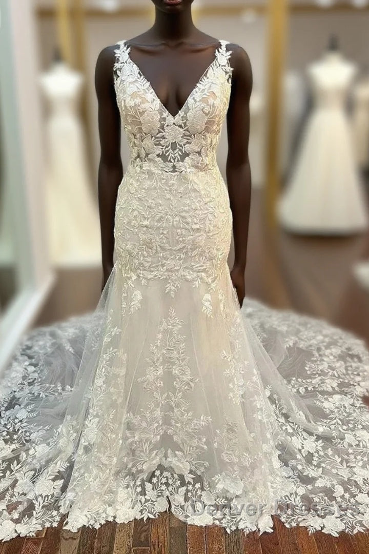 Floral Lace V-Neck Trumpet Long Wedding Dress Main image