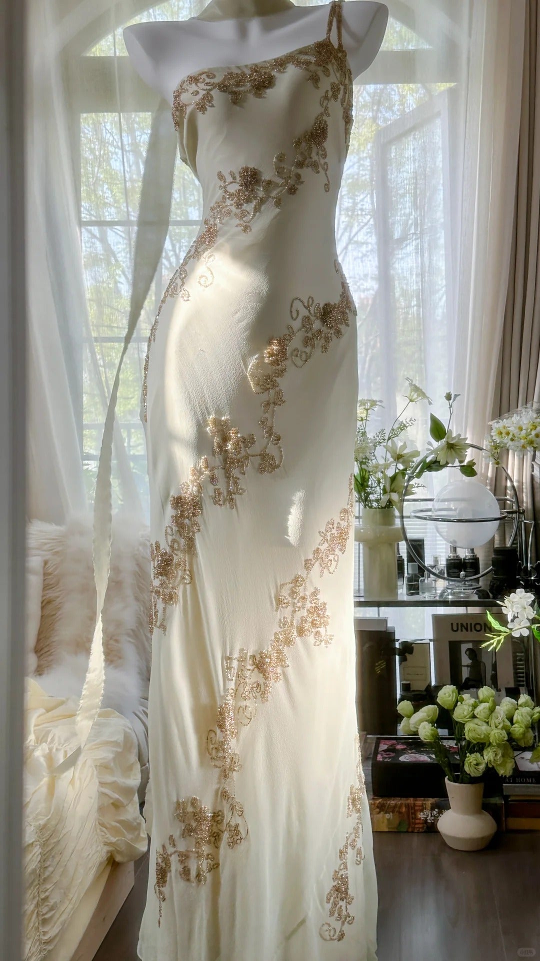 Flowy One Shoulder Chiffon Beaded Elegant Prom Dress