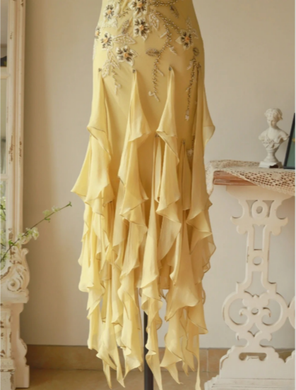 Flowy Strapless Yellow Beaded Jellyfish Skirt Chiffon Prom Dress