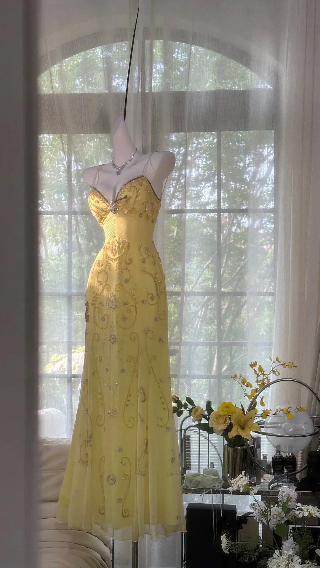Flowy Yellow Spaghetti Strap Chiffon Beaded Mermaid Evening Gown Prom Dress