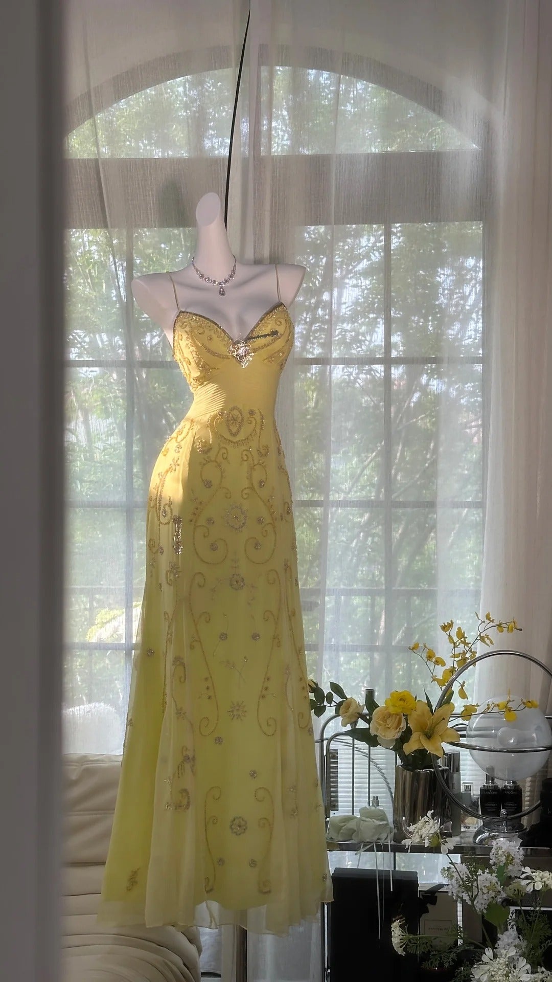 Flowy Yellow Spaghetti Strap Chiffon Beaded Mermaid Evening Gown Prom Dress Main image