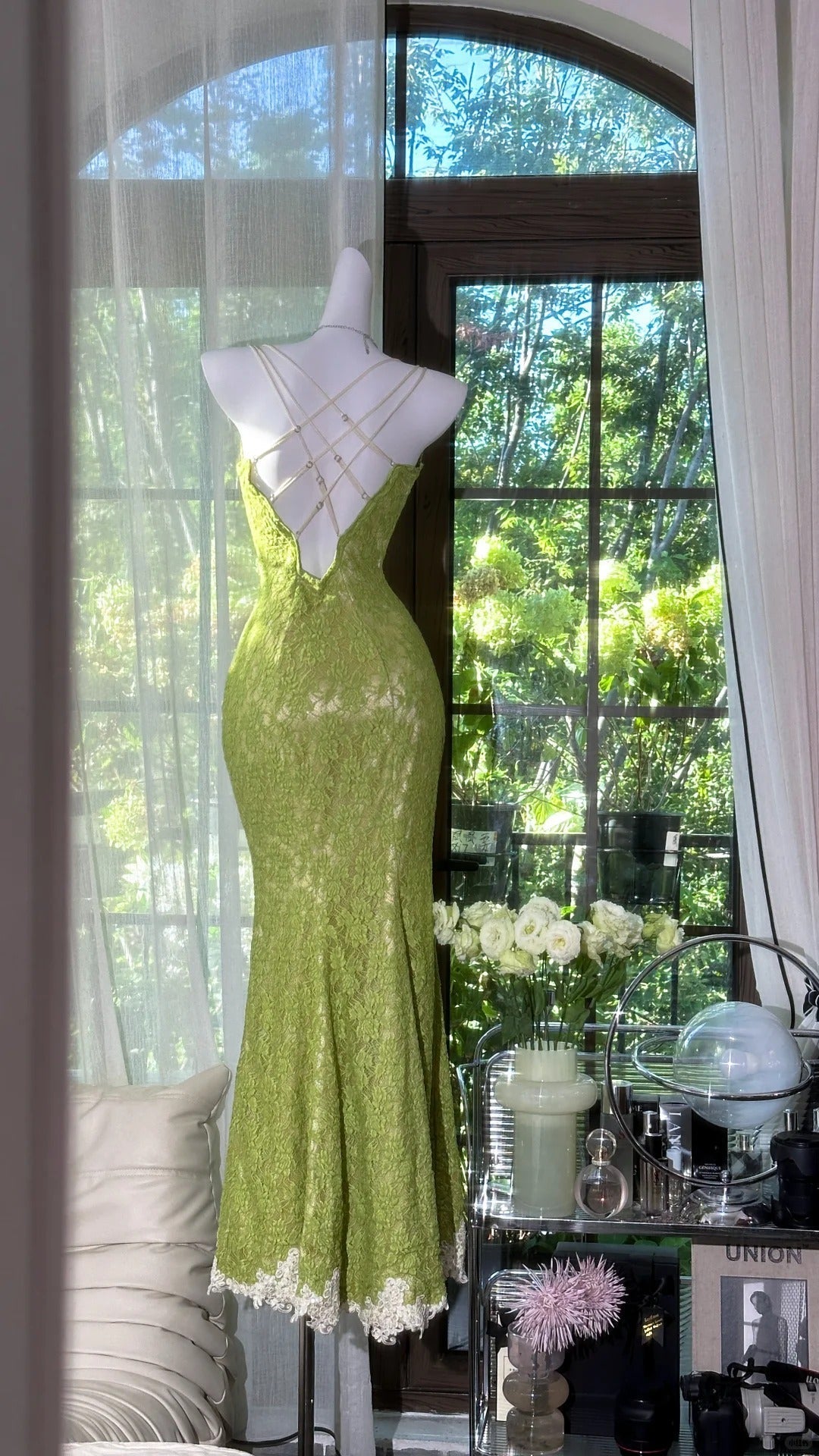 Fresh Green Mermaid Strapless Backless Criss-Cross Lace Long Prom Dress Evening Dress