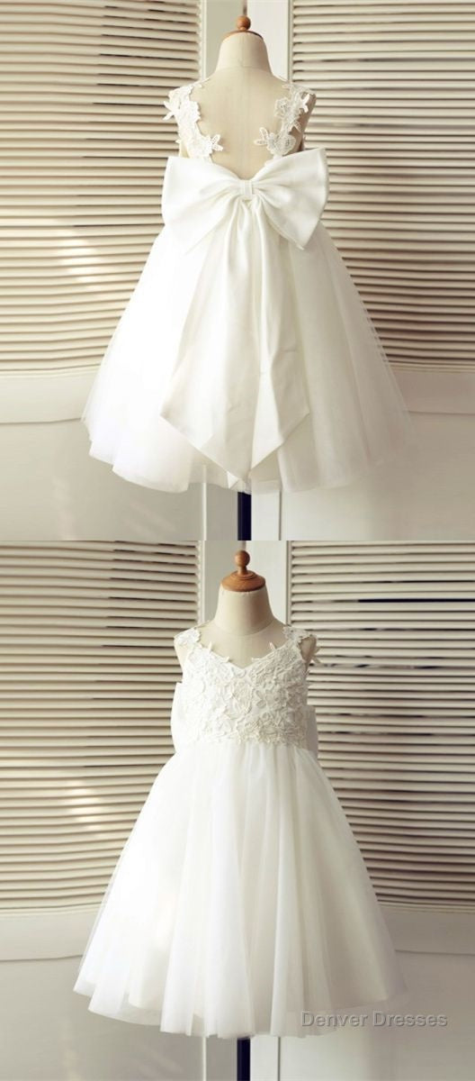 A Line V Neck Backless White Flower Girl Dress With Bow Lace Main image