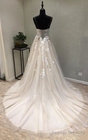 Garden Style Tulle Spaghetti Sleeveless Corset Back Wedding Dress With Appliques Elegant