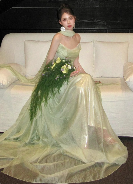 Gentle Light Green A-Line Strapless Layered Ruffled Tulle Train Prom Dress Evening Dress Secondary image
