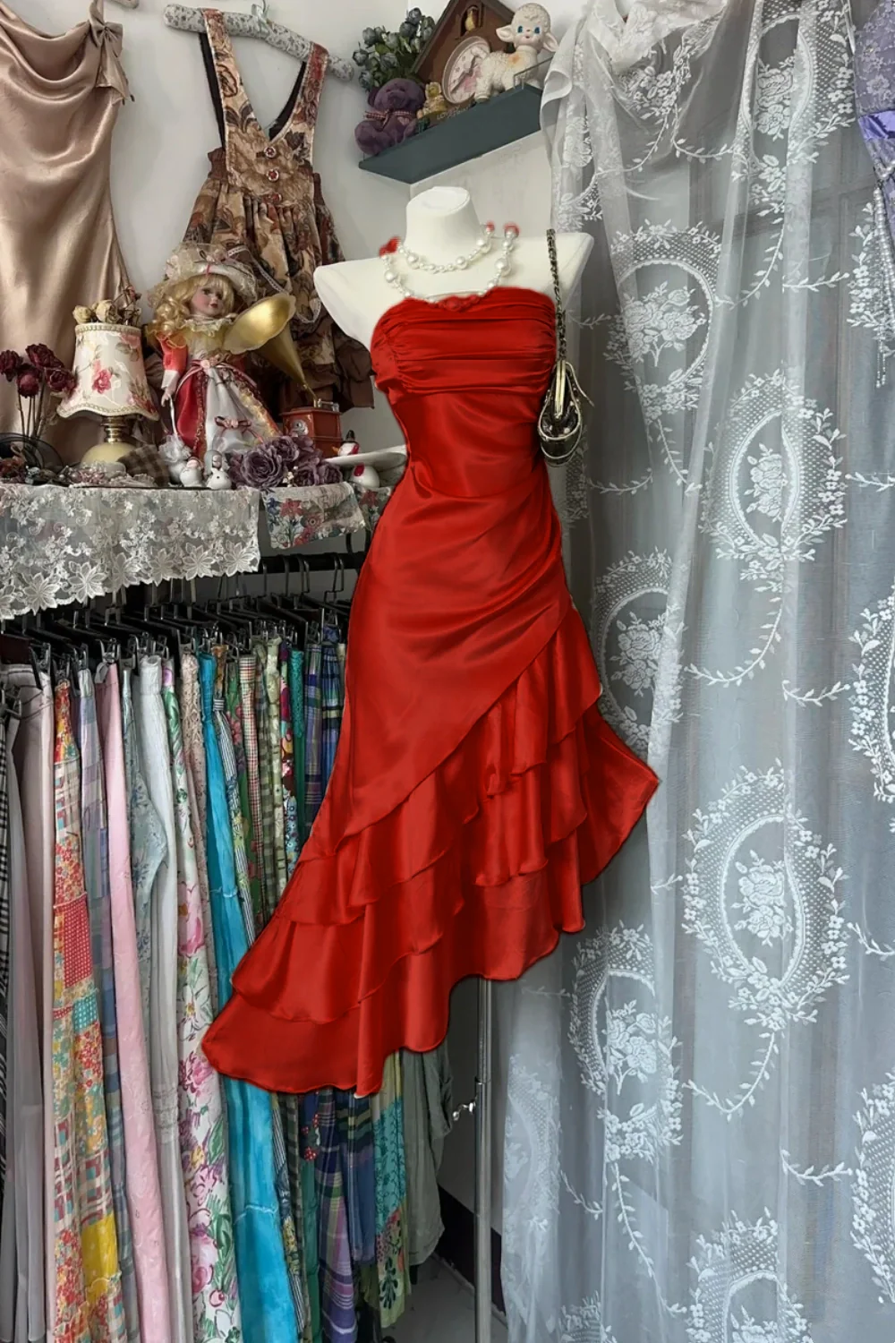 Girlhomeshops-Champagne Short Ruffle Satin Homecoming Dress Birthday Dress Secondary image