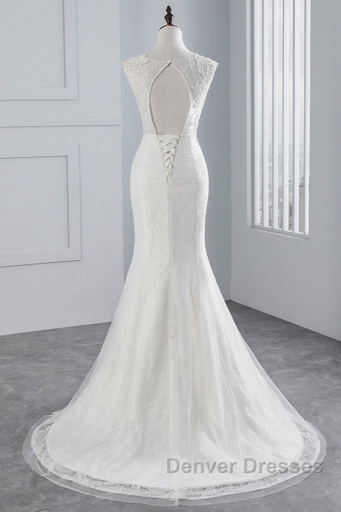 Glamorous Long Mermaid Tulle Appliques Lace Wedding Dress Secondary image
