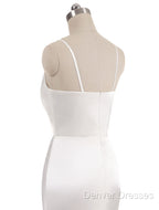 Gorgeous Beach Wedding Dress Mermaid Sleeveless Evening Dress V Neck Straps Split Ivory Bridal Gown With Court Train