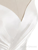 Gorgeous Beach Wedding Dress Mermaid Sleeveless Evening Dress V Neck Straps Split Ivory Bridal Gown With Court Train