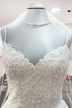 Gorgeous Long A-line Sweetheart Spaghetti Straps Tulle Lace Wedding Dress