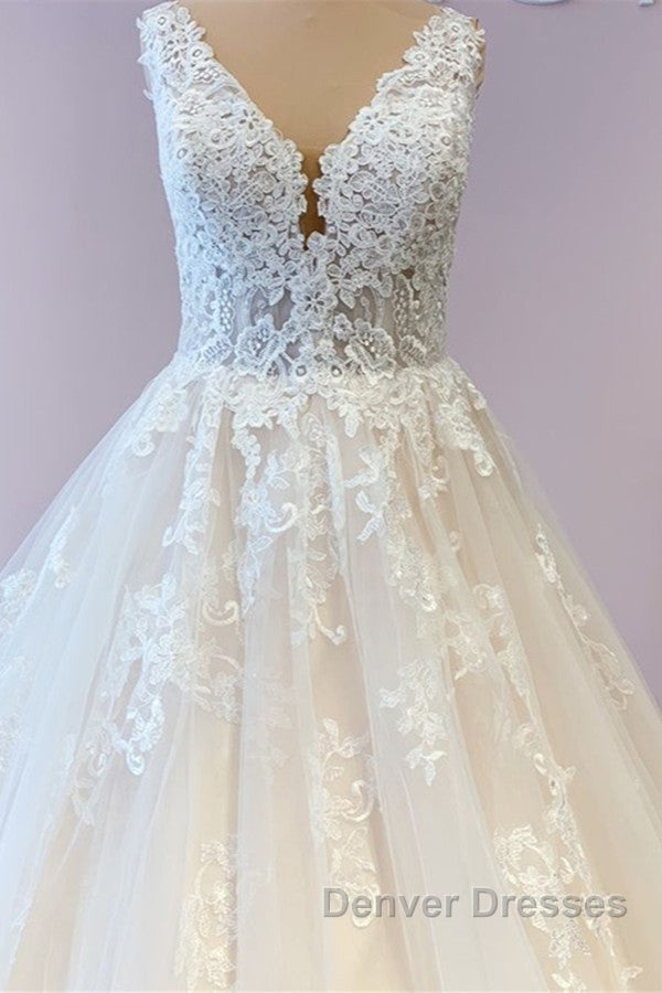 Gorgeous Long A-Line Tulle Wedding Dress With Appliques Lace Secondary image