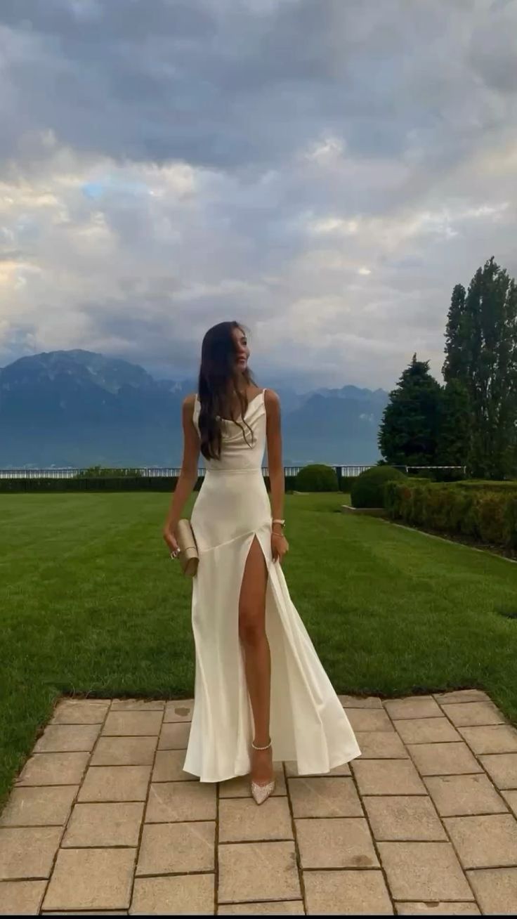 Gorgeous Mermaid Spaghetti Straps Floor-Length White Slit Evening Dress Prom Dress Main image