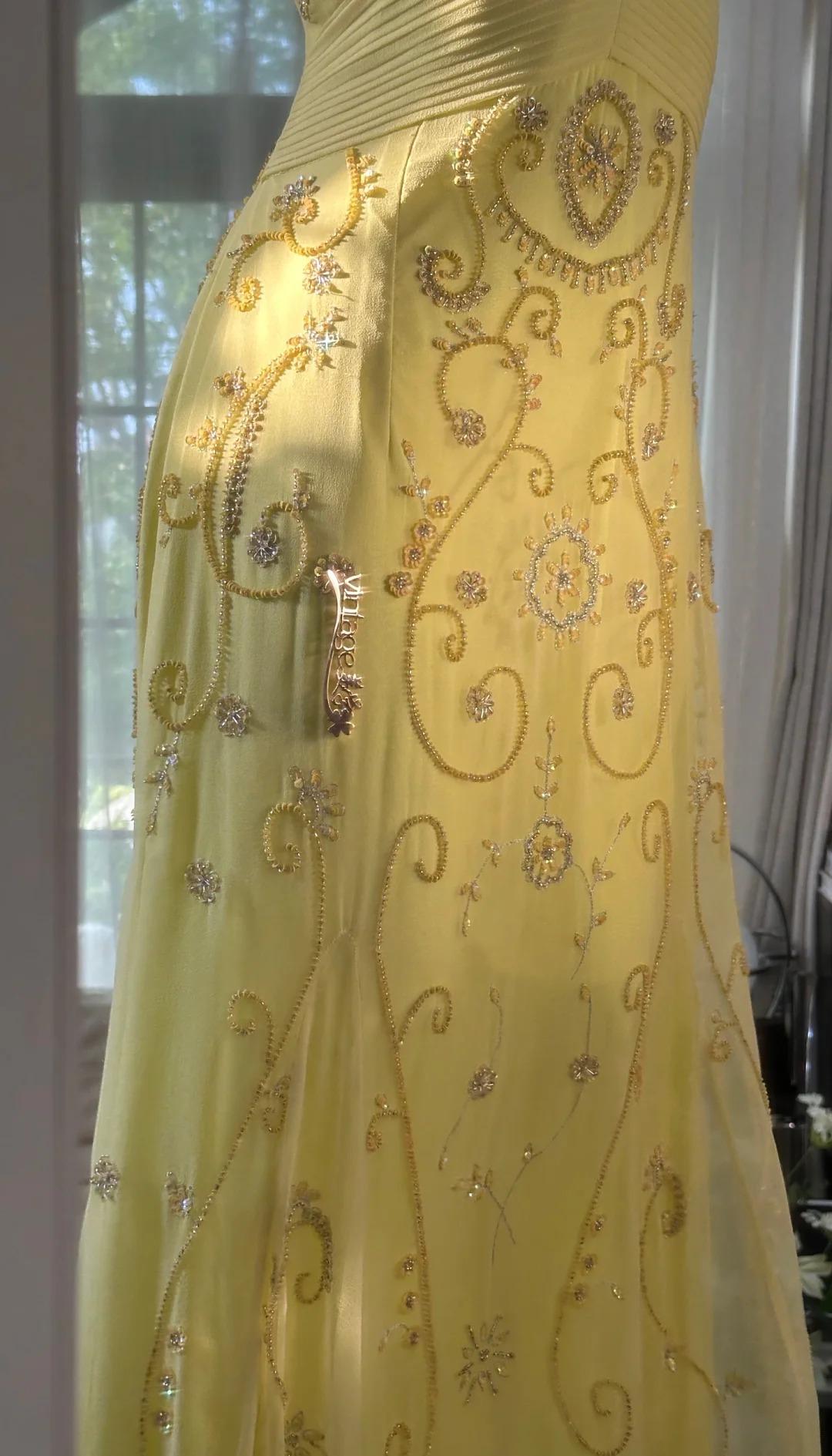 Gorgeous Butter Yellow Spaghetti Straps A-Line Tulle Beaded Long Prom Dress Backless Evening Gowns
