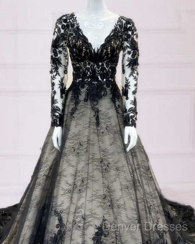 Gothic Black Lace Wedding Dress Long Sleeves Secondary image