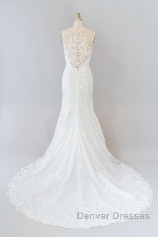 Graceful Illusion Appliques Mermaid Wedding Dress Secondary image
