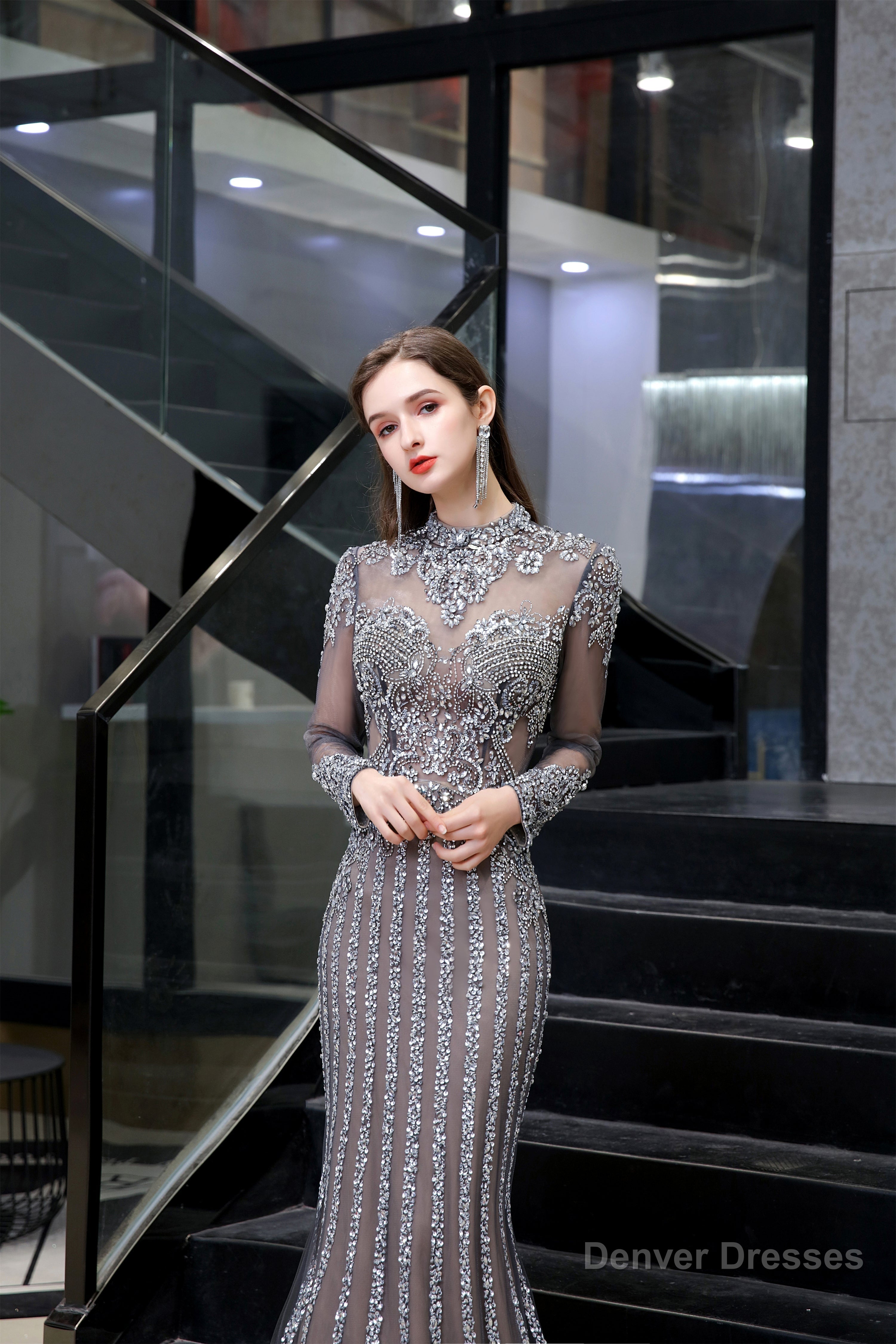Gray Long Sleeve Mermaid Prom Dresses With Sequins High-Neck Prom Dresses Secondary image