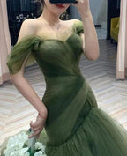 Green Beautiful Elegant Long Tulle Off-Shoulder Ball Gown Evening Dress