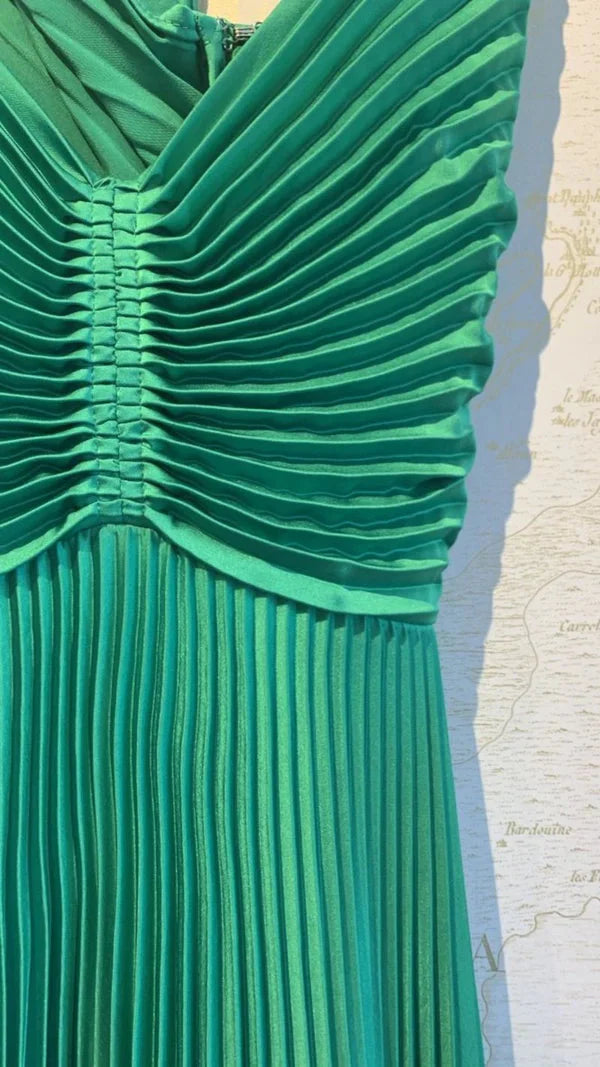 Green Long Pleated Prom Evening Dress