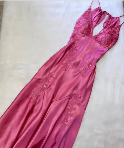 Green Mermaid V Neck Appliques Satin Open Back Long Prom Dress Outfits