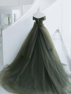 A-Line Sweetheart Neck Green Long Prom Dress, Sweep Train Green Formal Dress