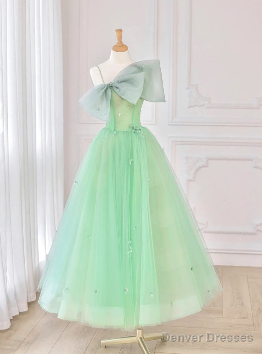 Green Tulle Appliques Beading Prom Dress Main image