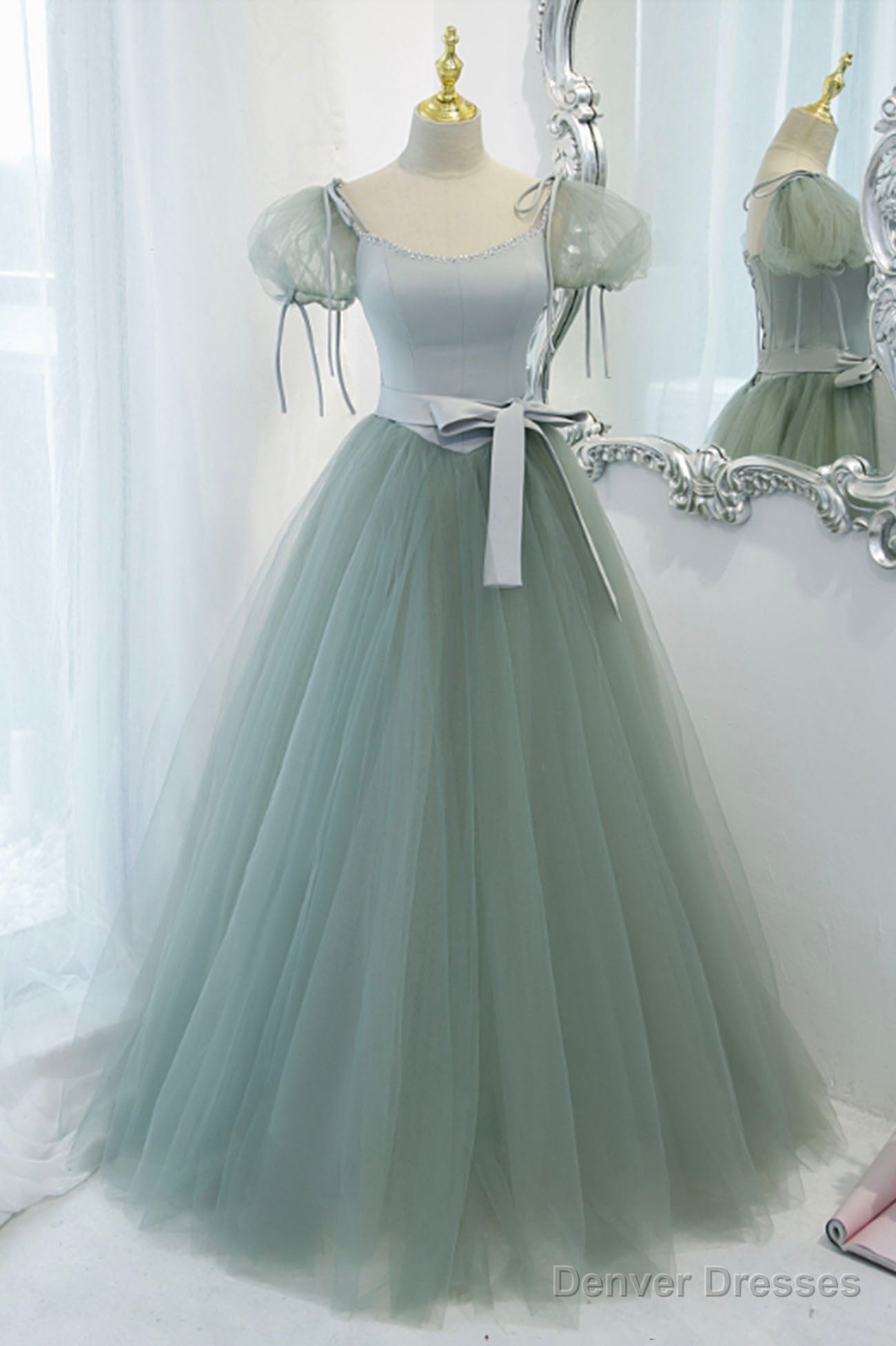 Green Tulle Long A-Line Prom Dress, Cute Short Sleeve Graduation Dress Main image