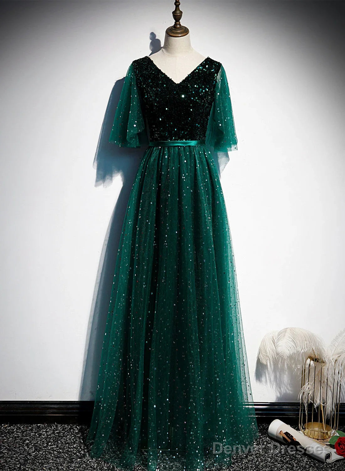 Green V-neckline Shiny Tulle Long Wedding Party Dresses Green Formal Dresses prom dresses shops Main image