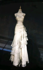 Green/Champagne Vintage Elegant Long Lace Ruffle Prom Dress Evening Dress