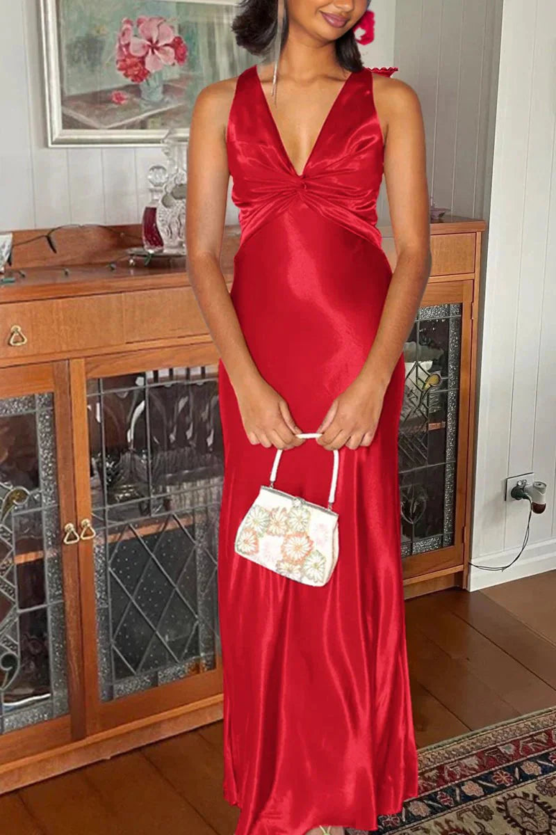 Halter V-Neck Prom Dress Pleated Satin Sleeveless Long Prom Party Dress