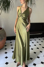 Halter V-Neck Prom Dress Pleated Satin Sleeveless Long Prom Party Dress