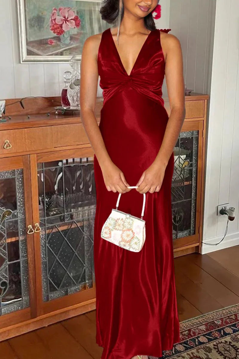 Halter V-Neck Prom Dress Pleated Satin Sleeveless Long Prom Party Dress