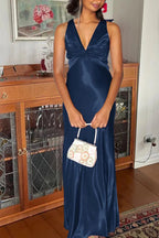 Halter V-Neck Prom Dress Pleated Satin Sleeveless Long Prom Party Dress