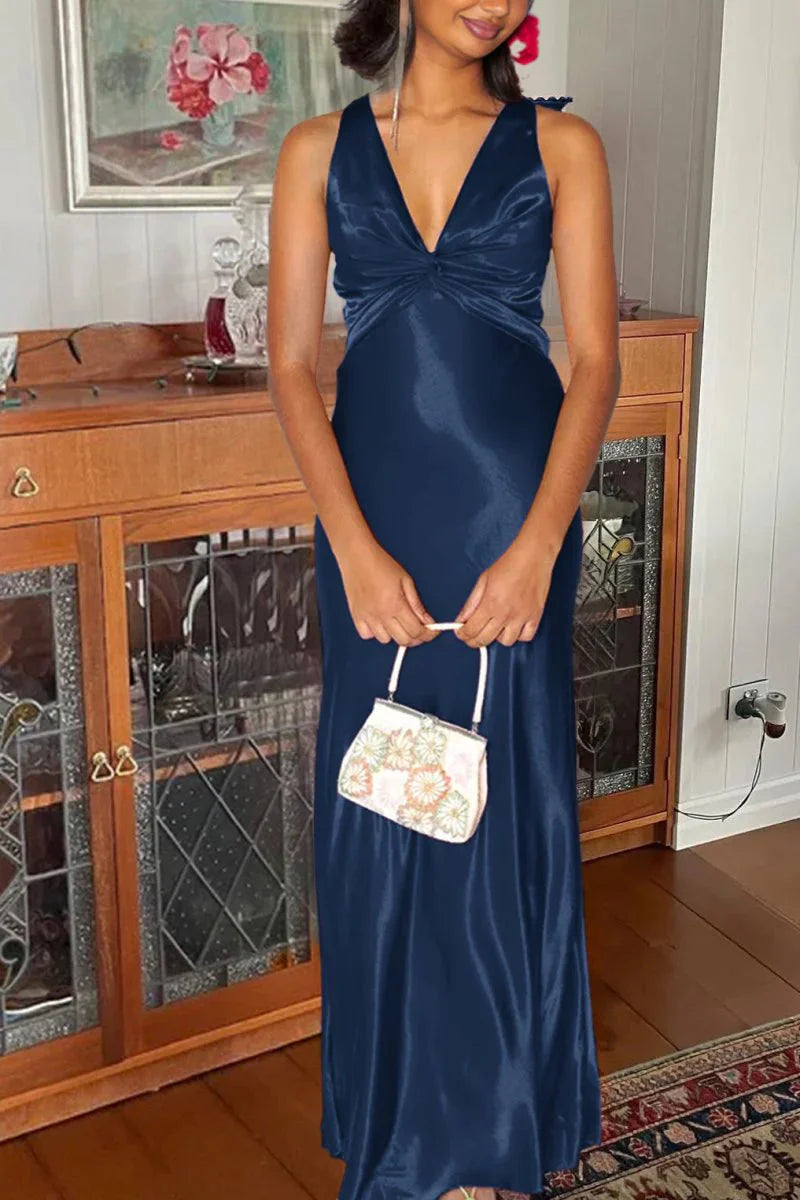 Halter V-Neck Prom Dress Pleated Satin Sleeveless Long Prom Party Dress