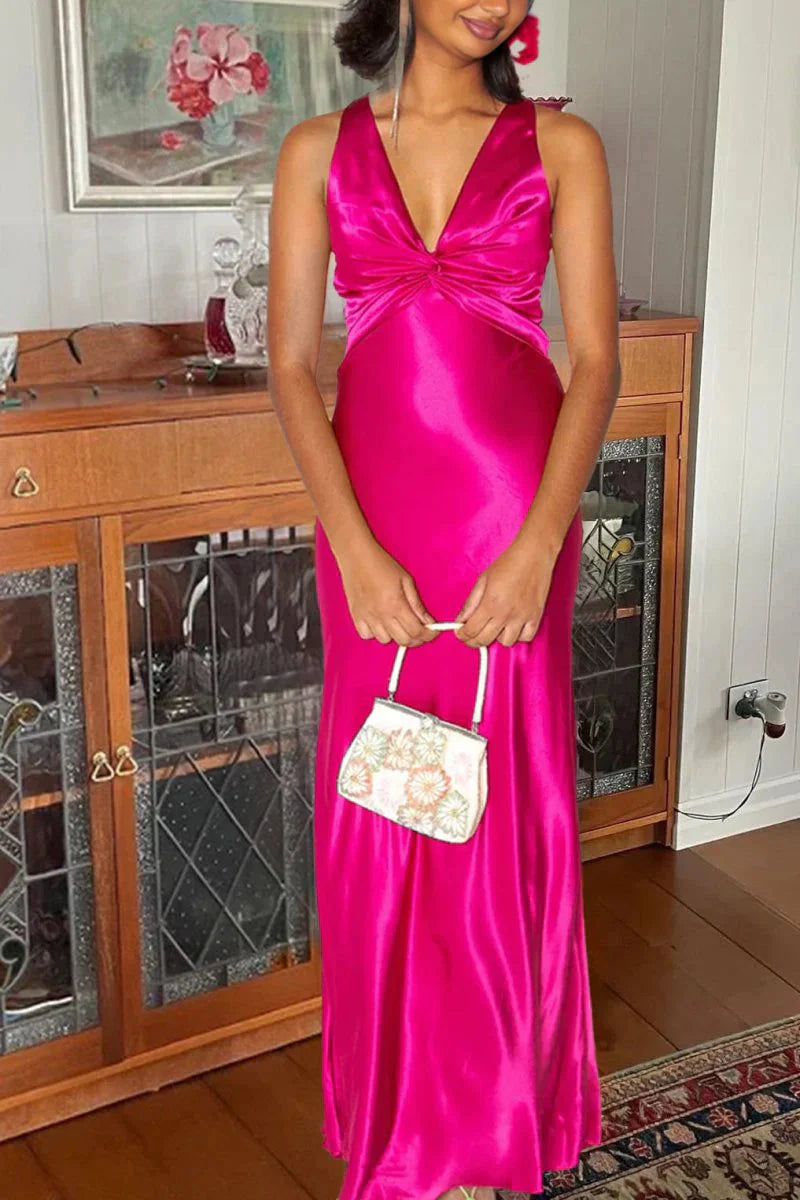 Halter V-Neck Prom Dress Pleated Satin Sleeveless Long Prom Party Dress
