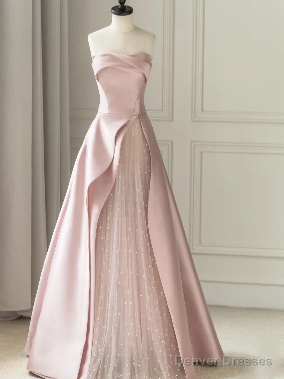 Pink Sleeveless Satin A-Line Floor-Length Prom Dress Slit with Tulle Strapless Main image