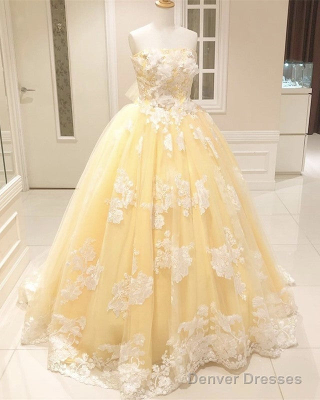 Lace Embroidery Tulle Ball Gown Strapless Dresses With Bow Sashes Main image
