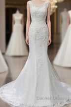 Lace Round Neck Sleeveless Trumpet Wedding Dress