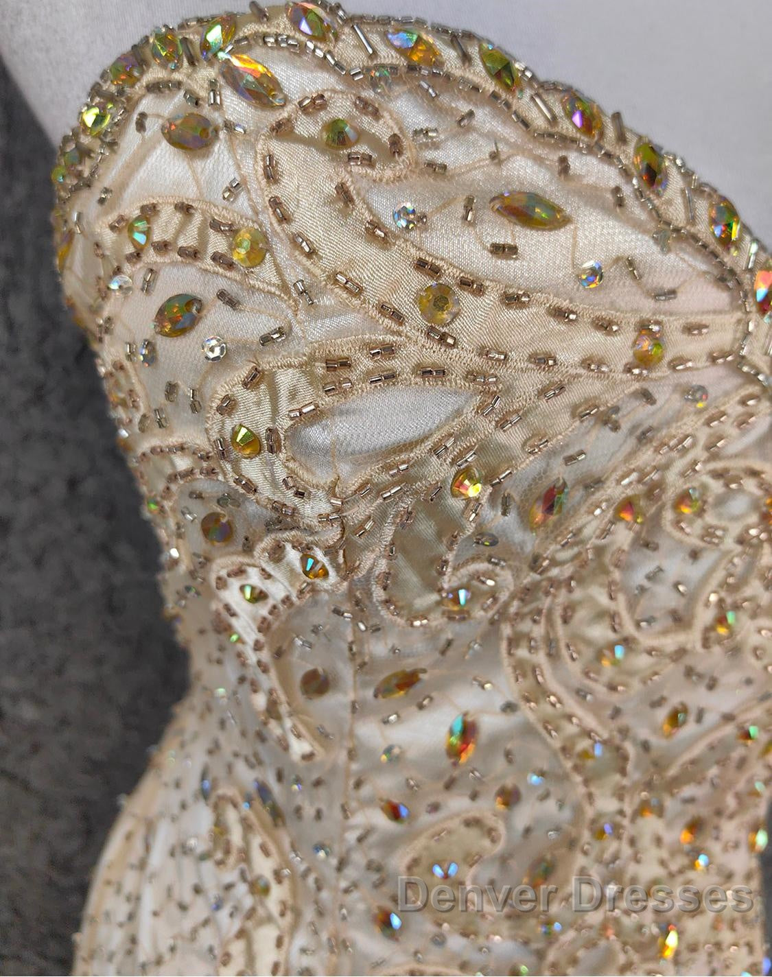 Light Champagne Mermaid Sweetheart Neck Beaded Tulle Long Ball Dress Vintage Evening Dress