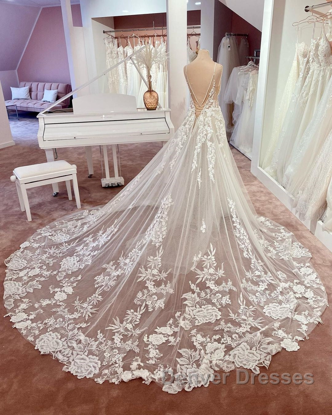 Long A-line V-neck Sleeveless Floral Lace Tulle Boho Wedding Dress