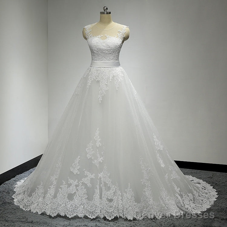 Long Clairvoyant Outfit Sweetheart Lace Appliques Sash Elegant Country Ball Gown Wedding Dresses. Main image