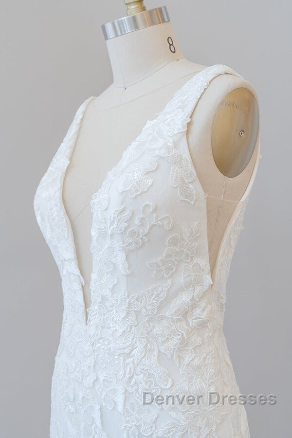 Long Mermaid V-neck Appliques Tulle Lace Wedding Dress